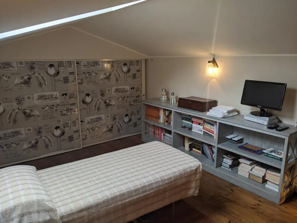 Villa Gauss Montescudo 0*,